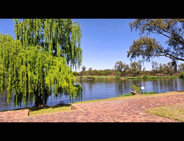 3 BEDROOM HOUSE FOR SALE IN RIVERSPRAY LIFESTYLE ESTATE